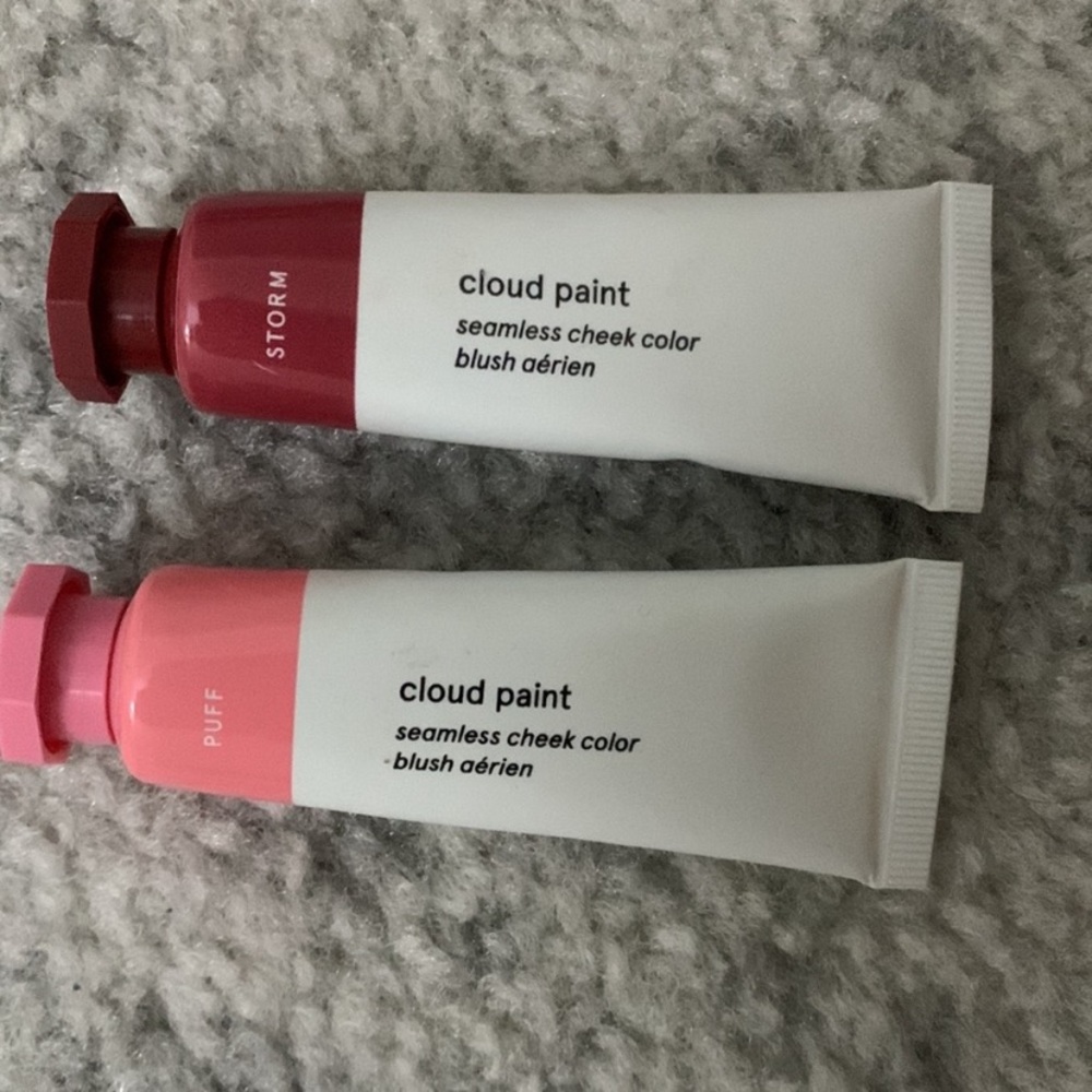 Glossier cloud paint in storm and puff